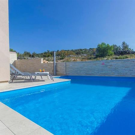 Villa Top Of Murter, Two Bedroom Apartment Bagian luar foto