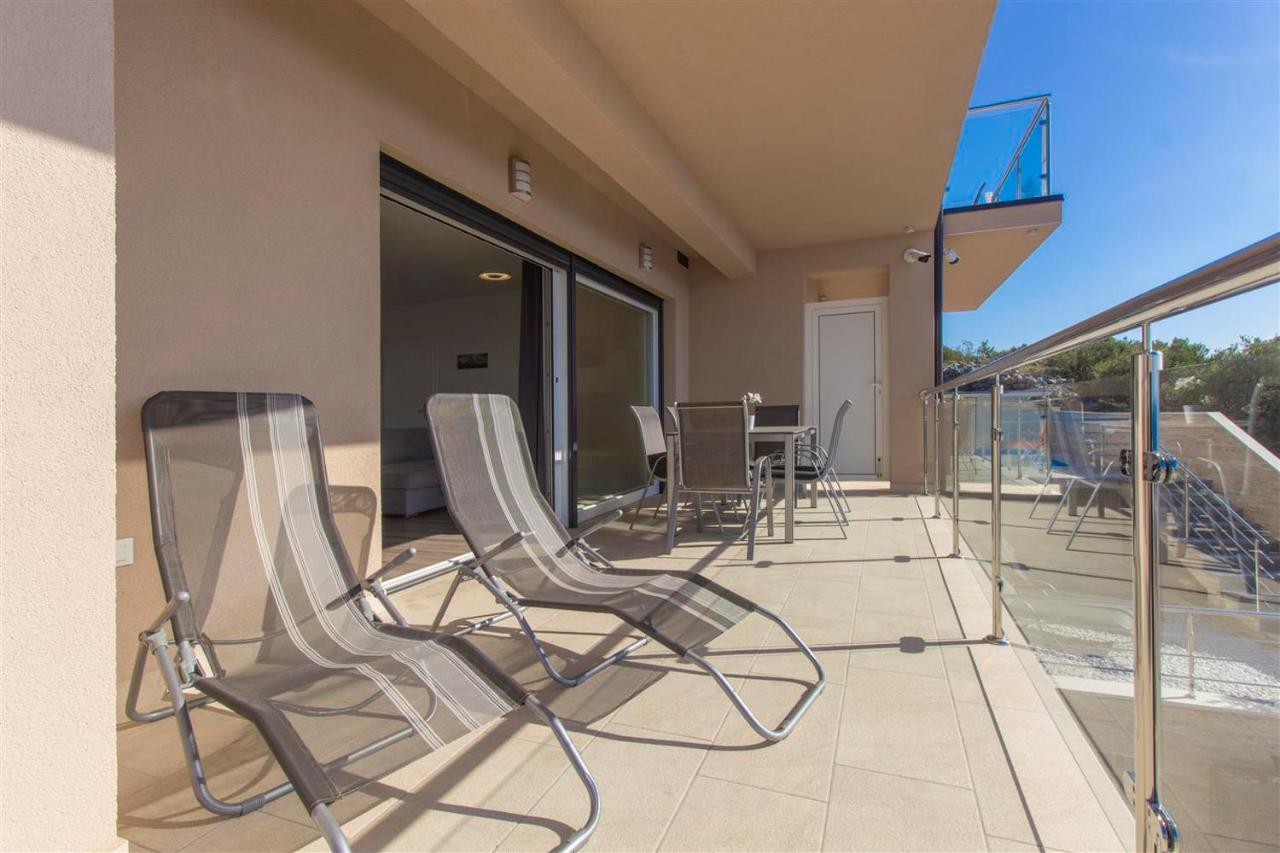 Villa Top Of Murter, Two Bedroom Apartment Bagian luar foto