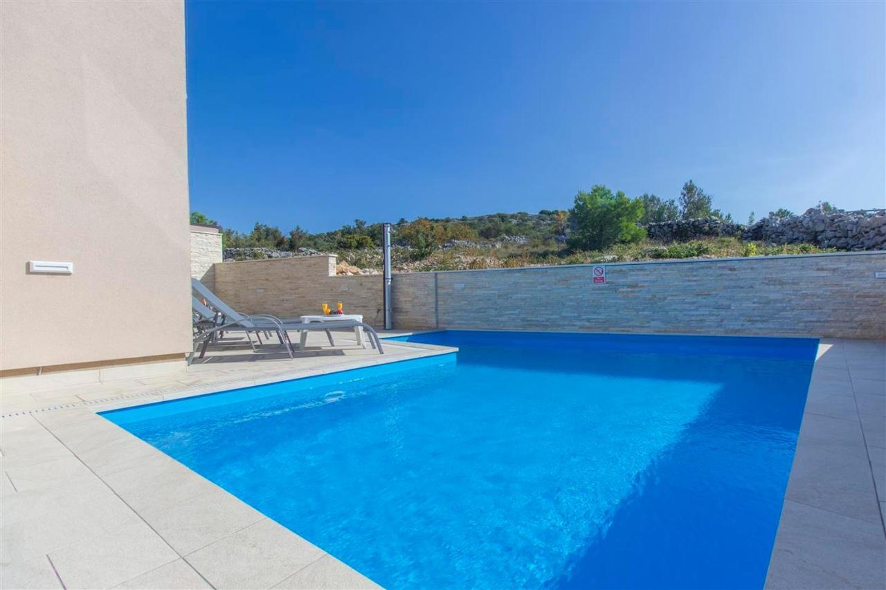 Villa Top Of Murter, Two Bedroom Apartment Bagian luar foto