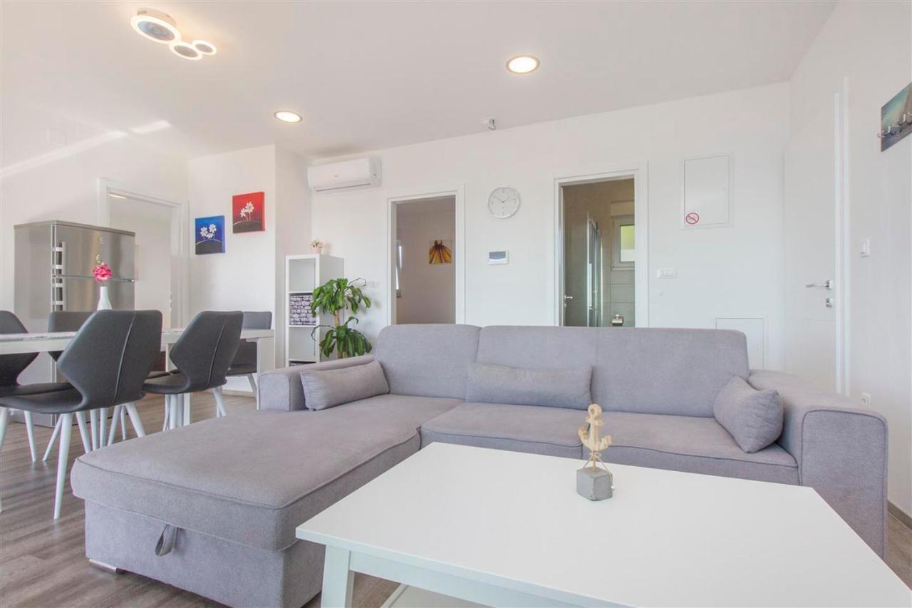 Villa Top Of Murter, Two Bedroom Apartment Bagian luar foto